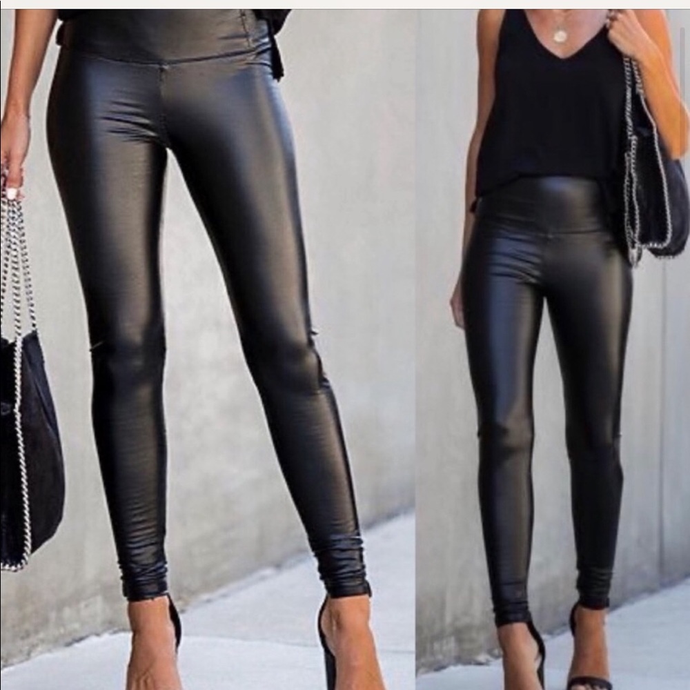 SALE TODAY‼️ Faux Leather Leggings (S)
